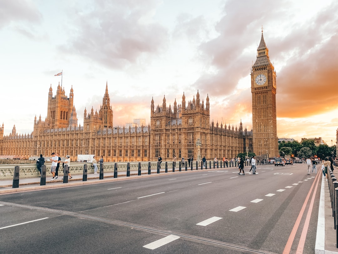 Bratislava: Môže věřiteľ žiadať zabezpečenie pohľadávky pred súdom?