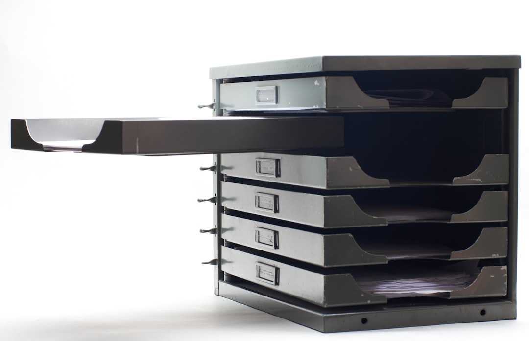 Lustrácia: Ako preveriť obchodného partnera?